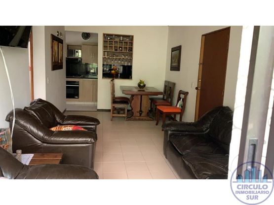 Apartamento disponible para Arriendo en Envigado con un valor de $2,700,000 código 232