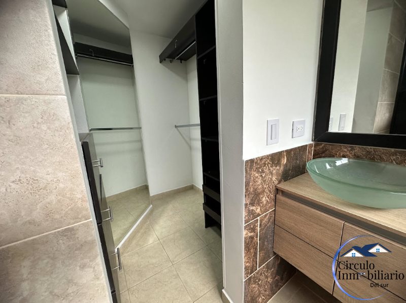 Apartamento disponible para Ambos en Medellín con un valor de $5,750,000 - $650,000,000 código 1424
