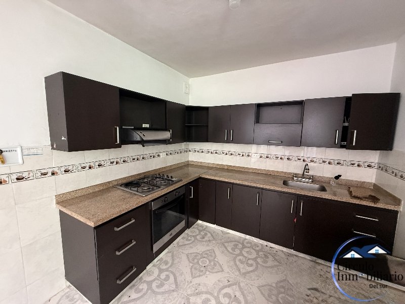 Casa-local disponible para Arriendo en Envigado La Magnolia Foto numero 1