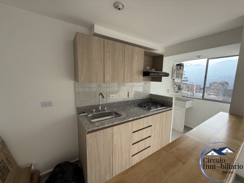 Apartamento disponible para Arriendo en Envigado Loma Del Barro Foto numero 1