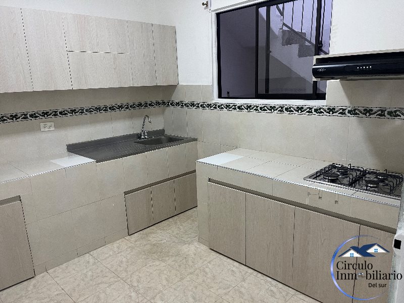 Casa disponible para Arriendo en Envigado Centro Envigado Foto numero 1