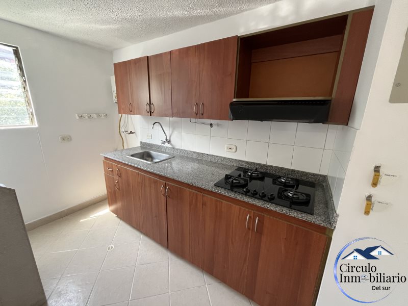 Apartamento disponible para Arriendo en Envigado con un valor de $2,400,000 código 2629
