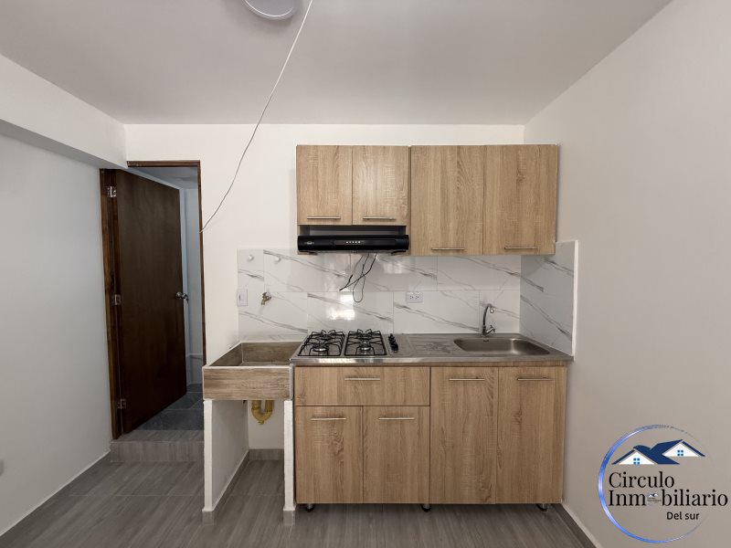 Apartaestudio disponible para Arriendo en Envigado El Dorado Foto numero 1