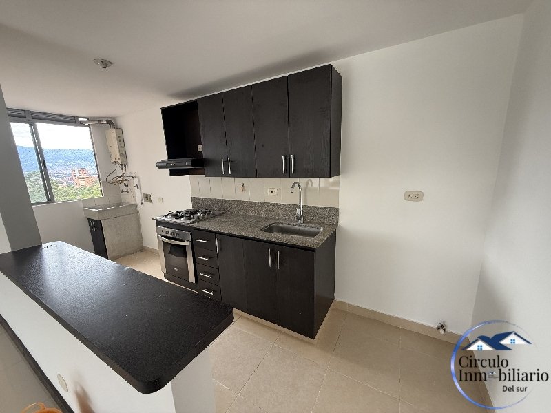 Apartamento disponible para Arriendo en Envigado Camino Verde Foto numero 1