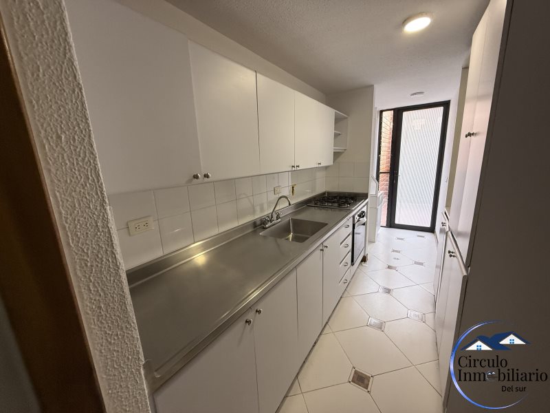 Apartamento disponible para Arriendo en Envigado con un valor de $2,750,000 código 3197