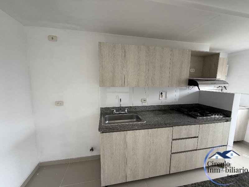 Apartamento disponible para Arriendo en Envigado La Paz Foto numero 1