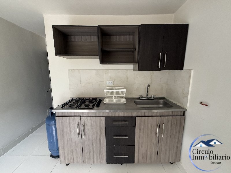 Apartaestudio disponible para Arriendo en Envigado El Trianón Foto numero 1