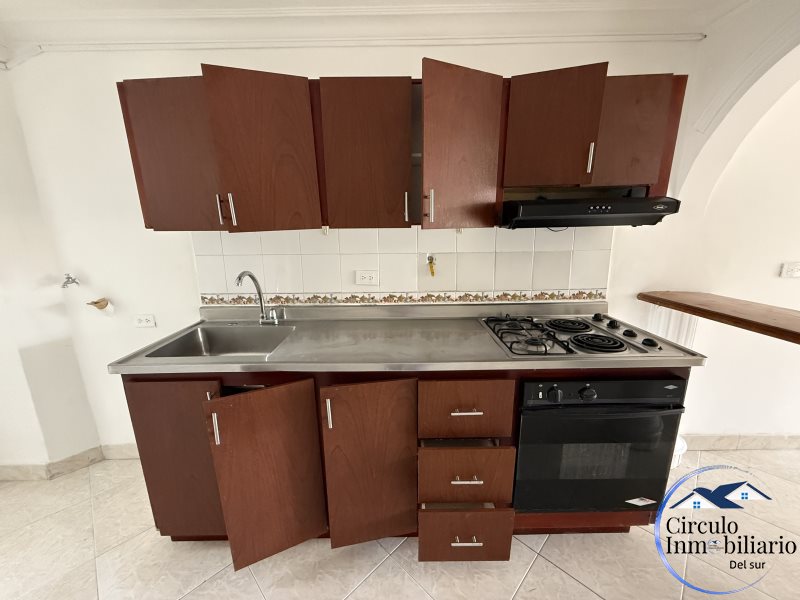 Apartamento disponible para Arriendo en Envigado con un valor de $2,400,000 código 1605