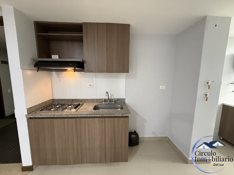 Apartamento disponible para Arriendo en Envigado con un valor de $3,200,000 código 2344