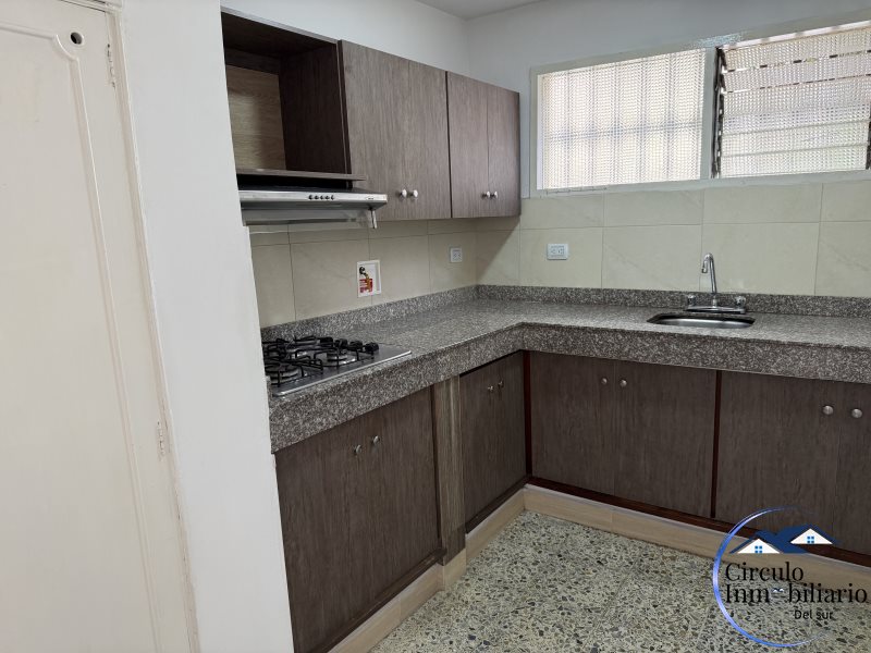 Casa-local disponible para Arriendo en Envigado Andalucía Foto numero 1