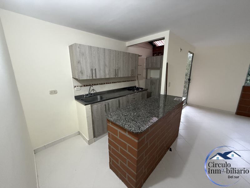 Apartamento disponible para Arriendo en Envigado con un valor de $2,300,000 código 3469