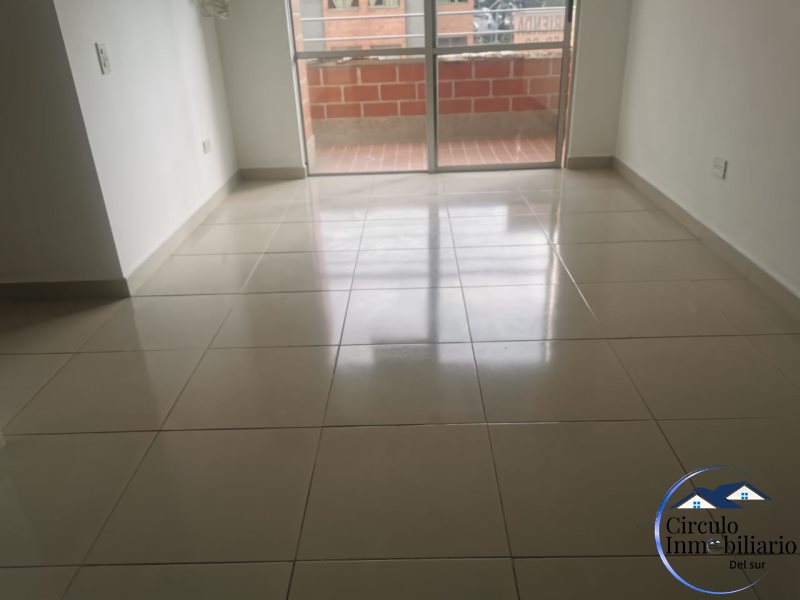 Apartamento disponible para Arriendo en Envigado con un valor de $2,550,000 código 2834