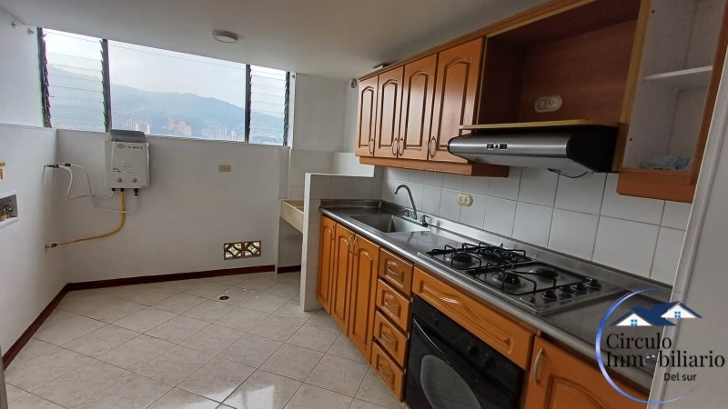 Apartamento disponible para Arriendo en Envigado Jardines Foto numero 1