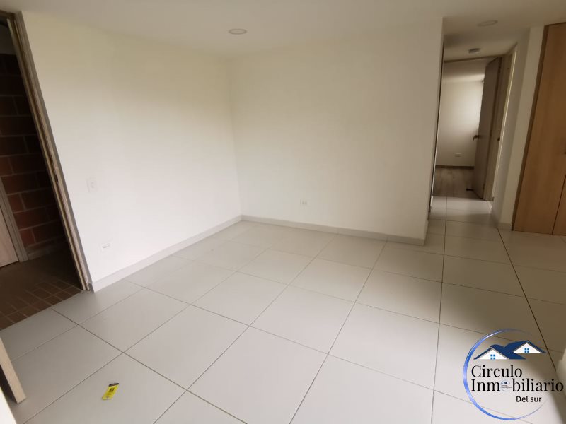 Apartamento disponible para Arriendo en Sabaneta Las Lomitas Foto numero 1