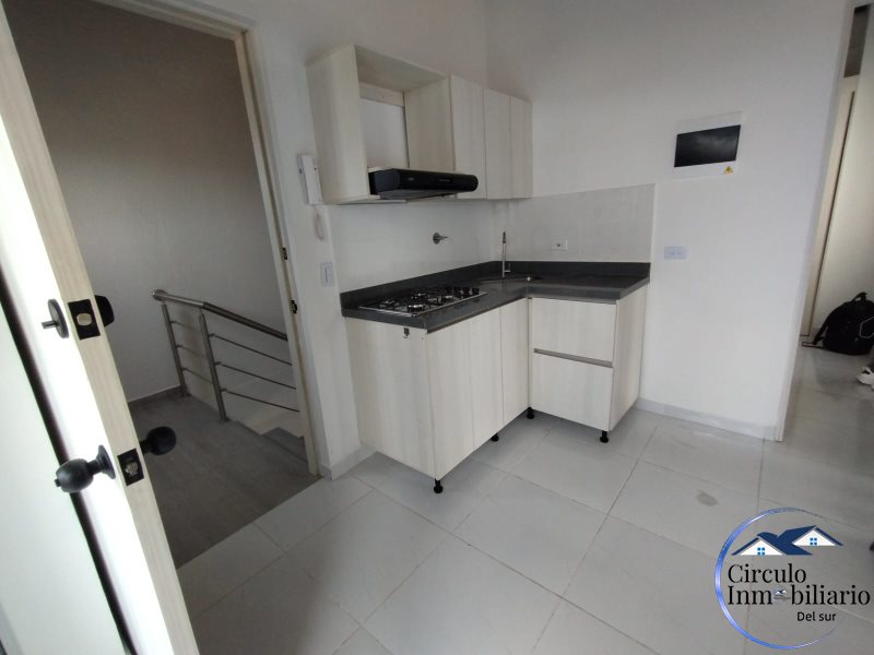Apartamento disponible para Arriendo en Envigado con un valor de $2,300,000 código 3127