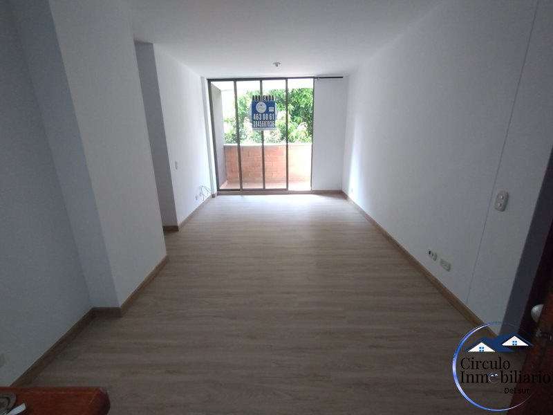 Apartamento disponible para Arriendo en Envigado con un valor de $3,200,000 código 3570