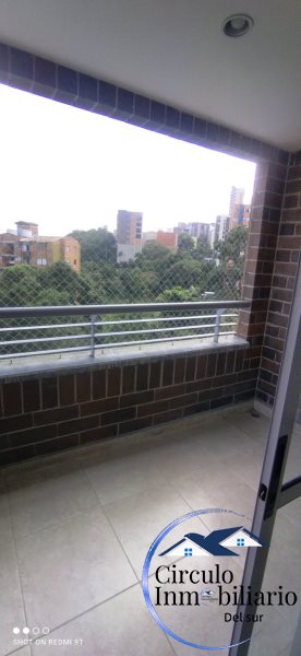 Apartamento disponible para Arriendo en Envigado con un valor de $3,300,000 código 920