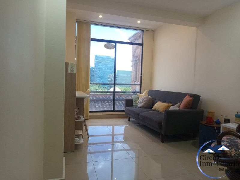 Oficina-Consultorio disponible para Arriendo en Medellín El Poblado Foto numero 1