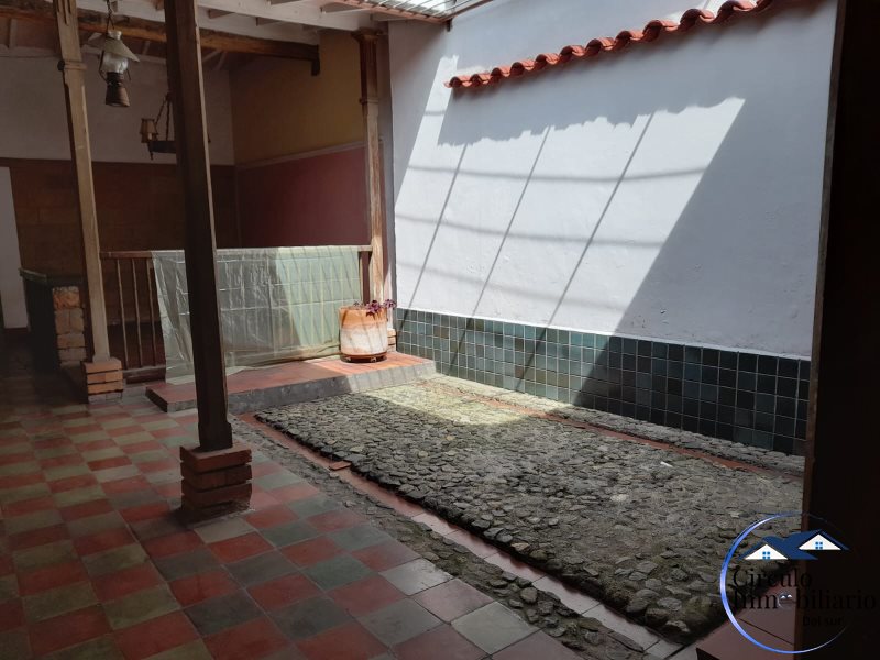 Casa-local disponible para Arriendo en Envigado Guanteros Foto numero 1